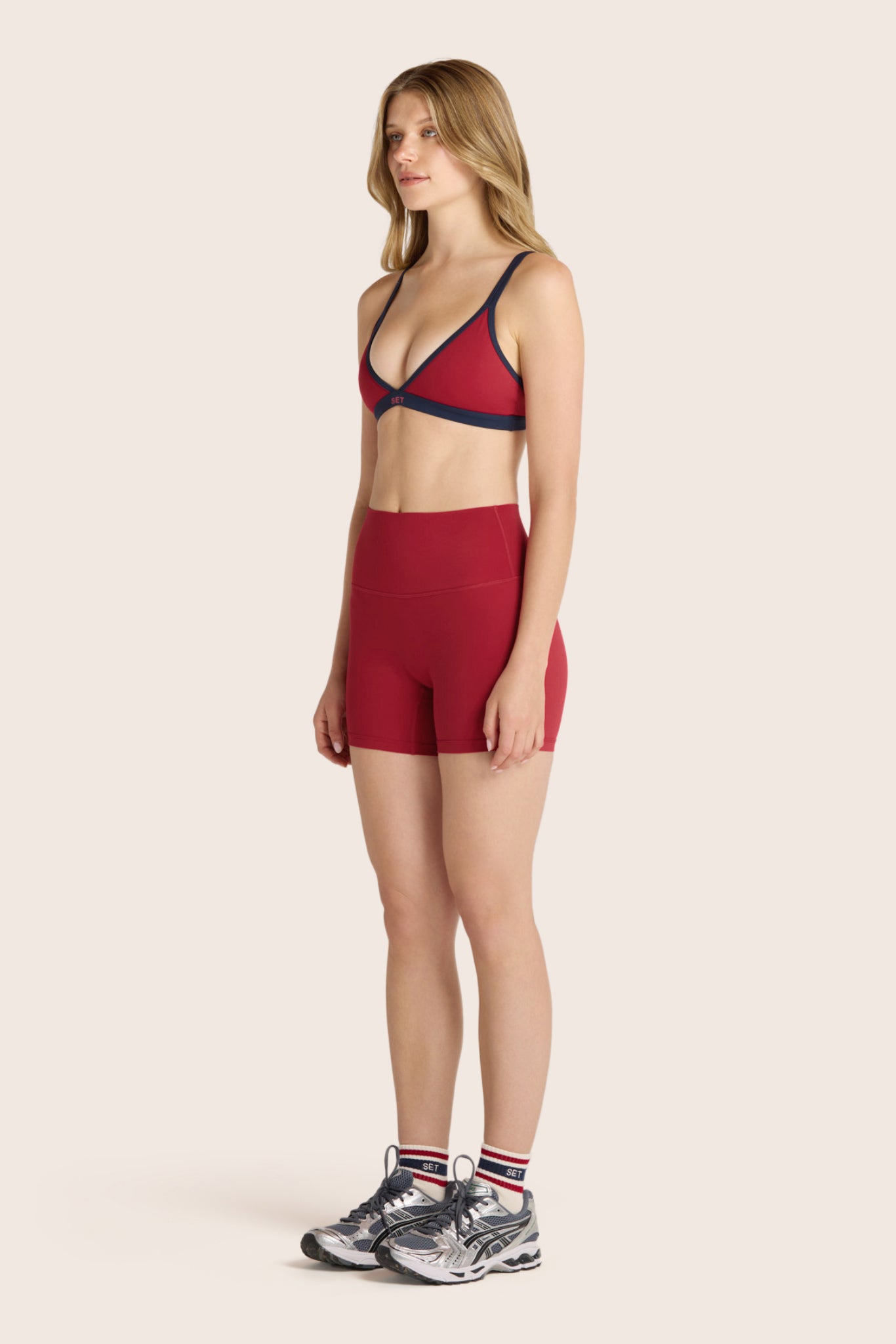 AIRLUXE™ BREATHE SHORTS - LADYBUG