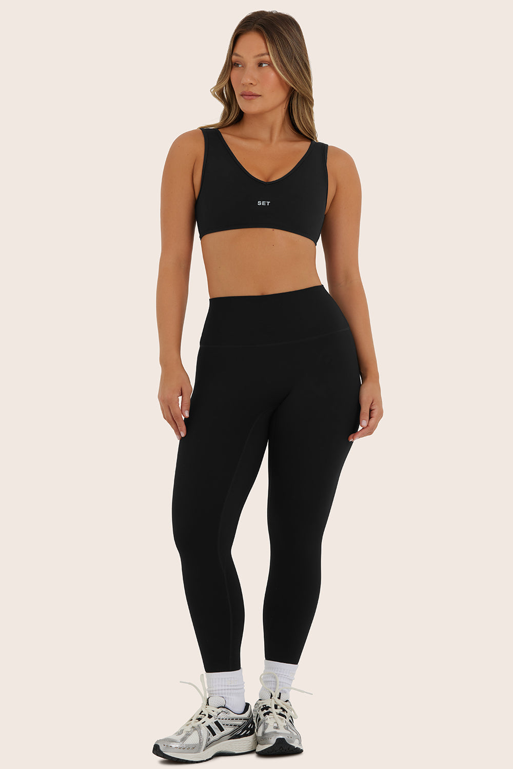 SPORTBODY® SPORTY DIP BRA - ONYX