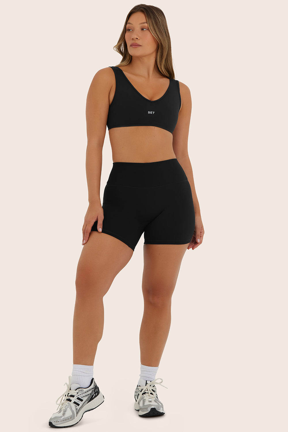 SPORTBODY® SPORTY SHORTS - ONYX