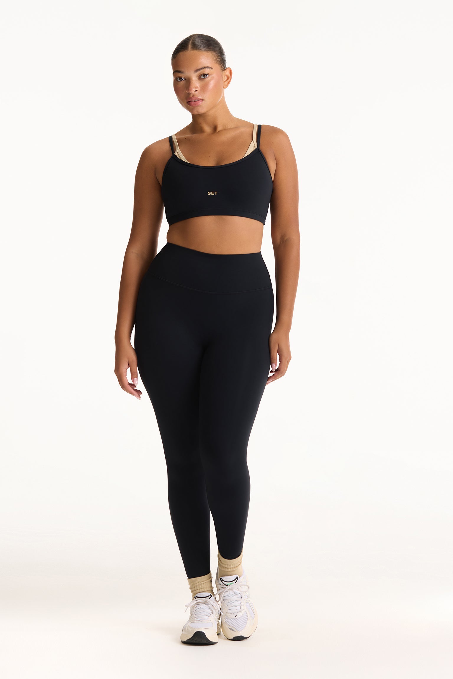 AIRLUXE™ BREATHE LAYERED MOVE BRA - MARLIN