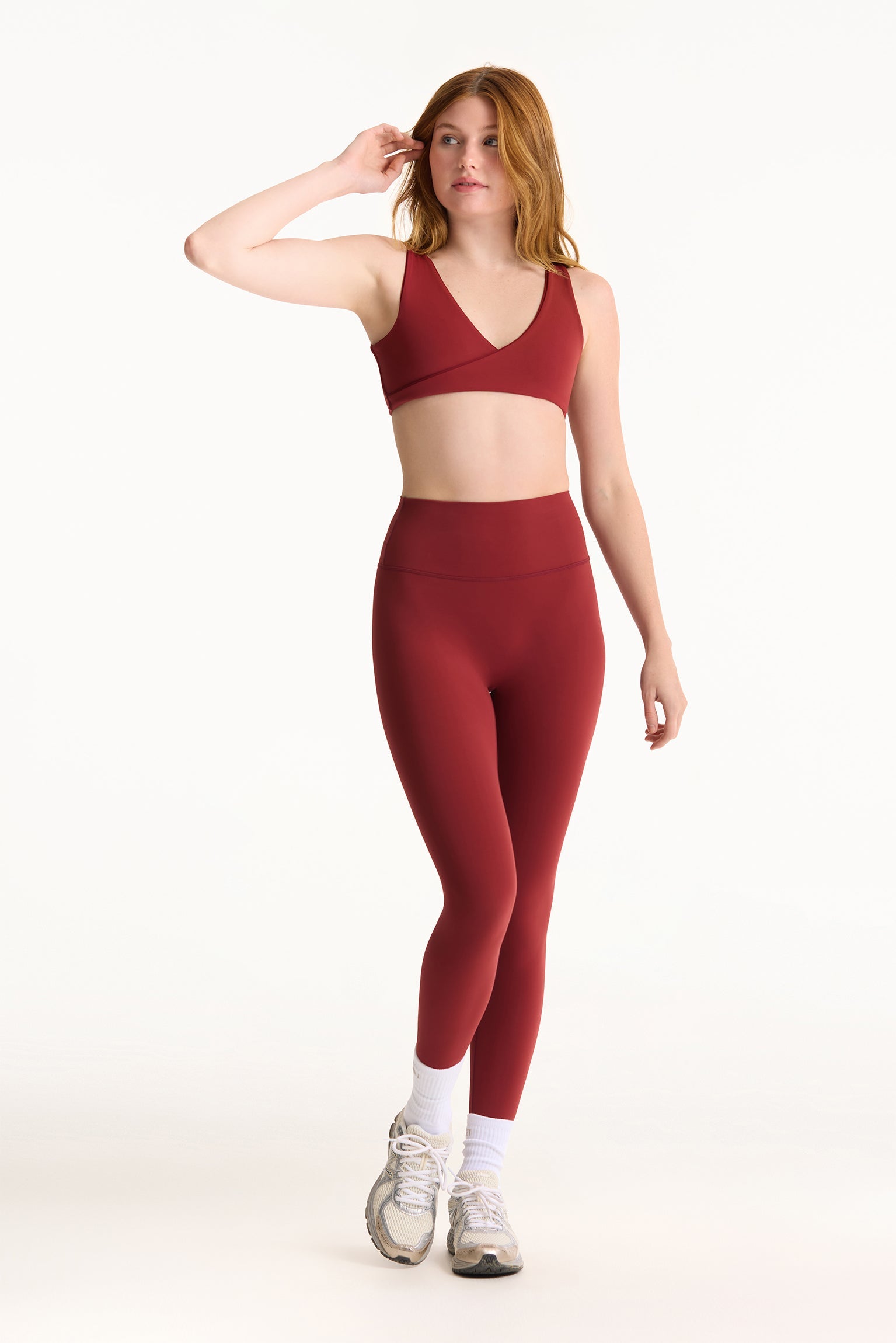 AIRLUXE™ BREATHE CONTRAST WRAP BRA - SNAPPER
